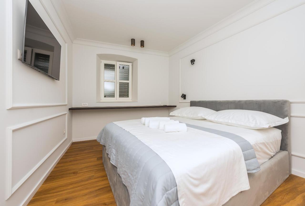 Apartman Palace Heritage 1 *